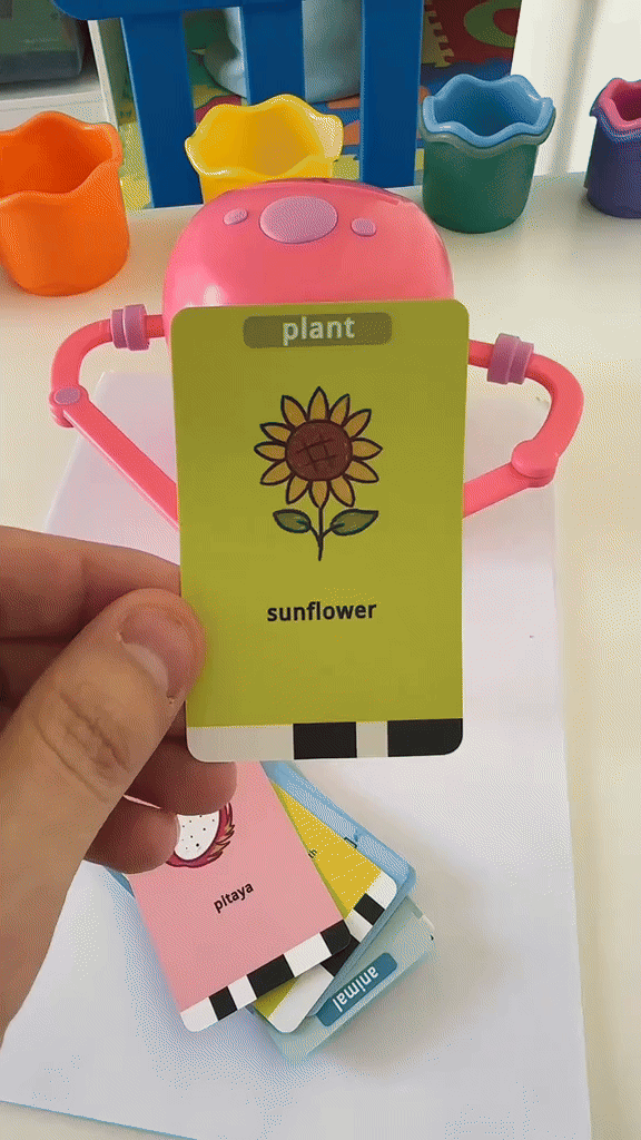 Robot de dessin éducatif interactif pour enfants